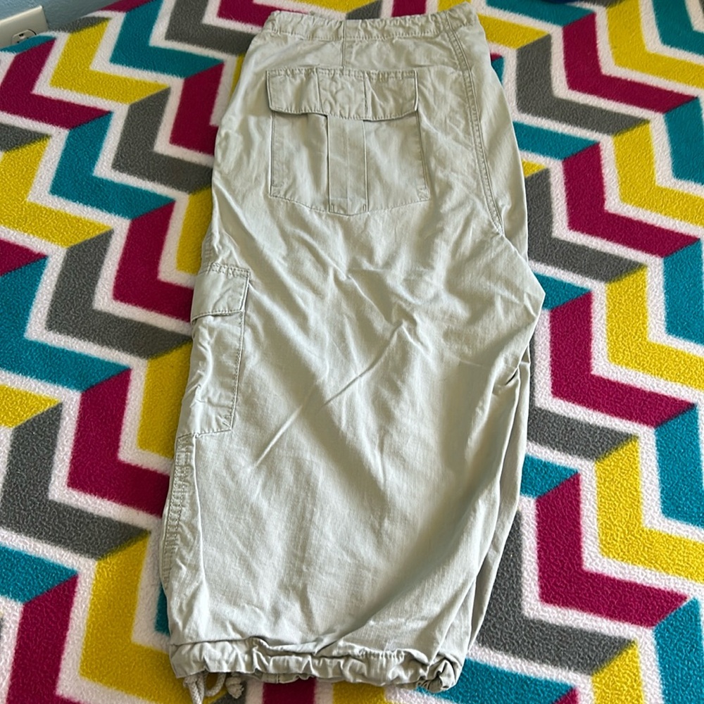 Liz Claiborne Cropped Pants